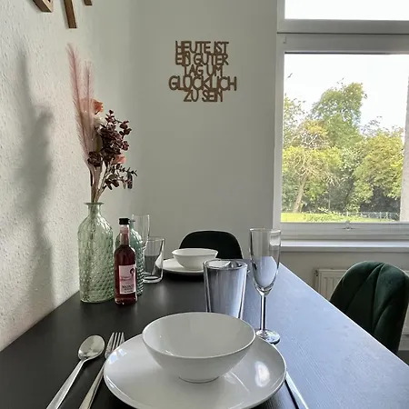 Endless: Studio Mit Netflix + Workstation Im Zentrum Schwerin  Eksteriør billede